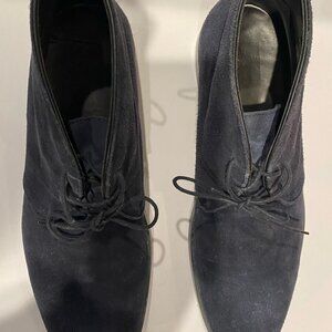 Saks fifth Ave Blue Suade Shoes